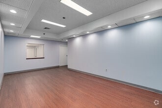 6388 Silver Star Rd, Orlando, FL for lease Interior Photo- Image 2 of 7