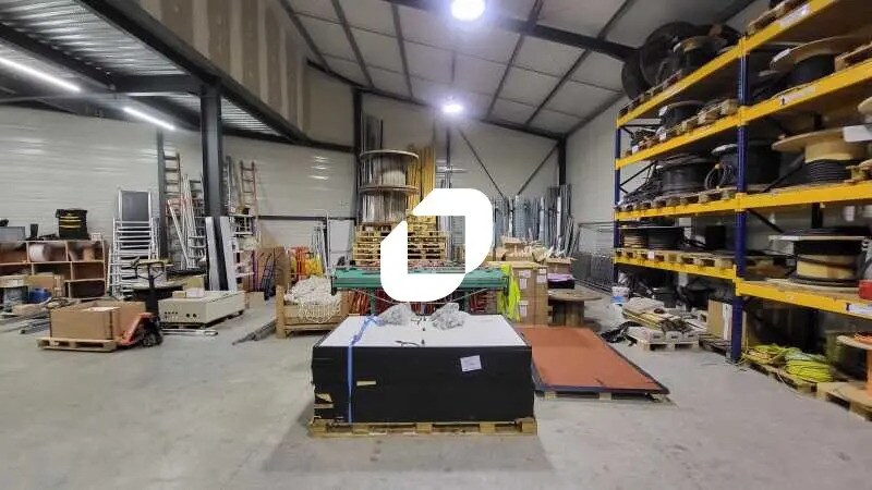 Flex in Canéjan for lease - Interior Photo - Image 3 of 8