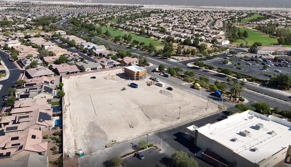 7325 Aliante Pky, North Las Vegas, NV for lease - Building Photo - Image 2 of 5