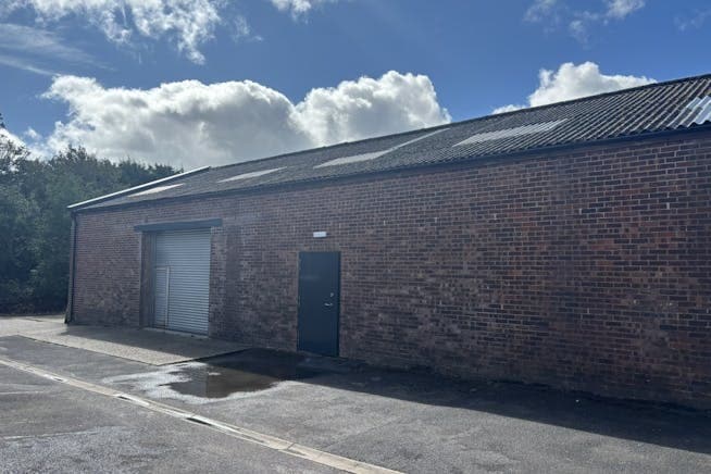 543 Wallisdown Rd, Poole for lease - Building Photo - Image 2 of 3