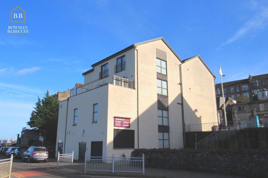 32 Kempock St, Gourock for lease - Building Photo - Image 2 of 4