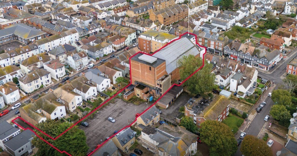 Rowlands Rd, Worthing for sale - Building Photo - Image 2 of 5