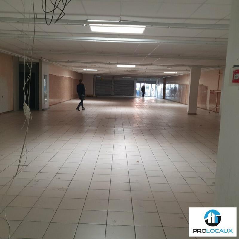 Retail in Grenoble for sale Interior Photo- Image 1 of 7