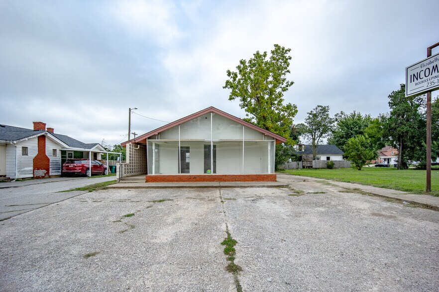 230 SW 27th St, Oklahoma City, OK for lease - Building Photo - Image 1 of 41