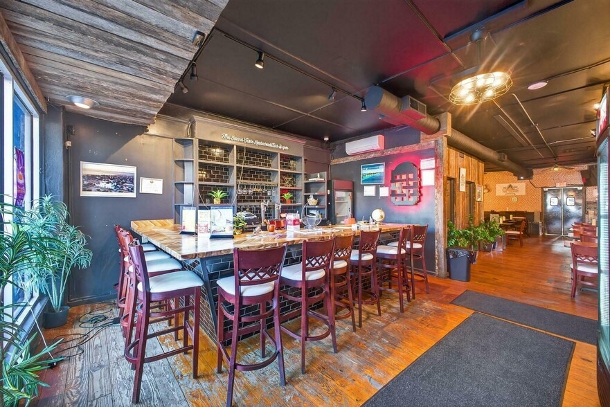 124-126 Laurens St NW, Aiken, SC for sale - Building Photo - Image 2 of 40