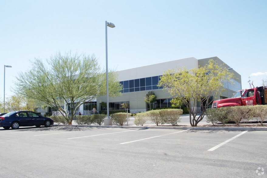 8906 Spanish Ridge Ave, Las Vegas, NV for sale - Building Photo - Image 2 of 15