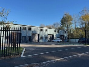 21 Artillery Rd, Yeovil for lease Building Photo- Image 2 of 4