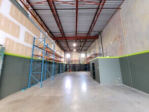 2071 Kingsway Ave, Port Coquitlam, BC for lease Interior Photo- Image 1 of 2