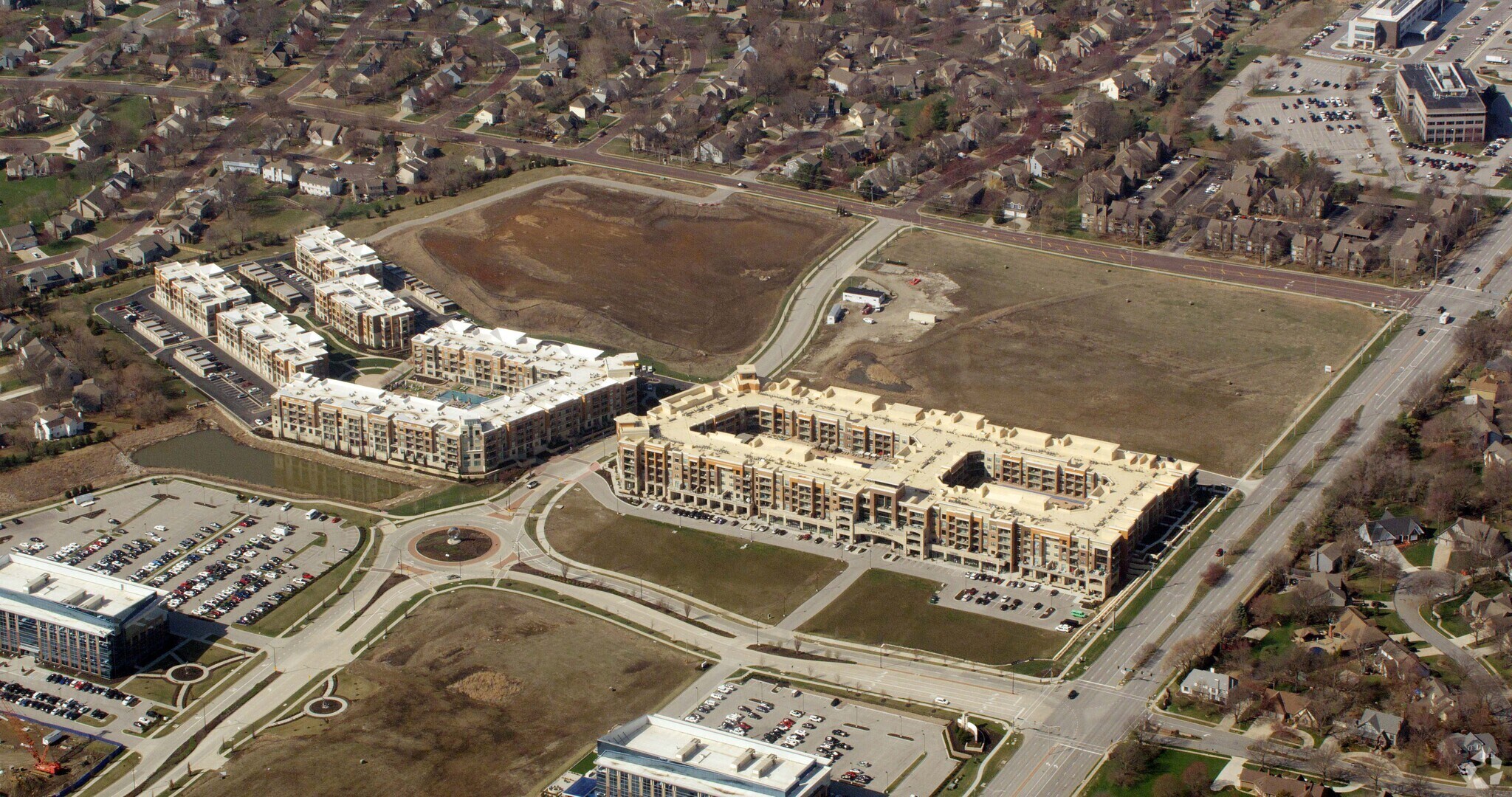College Blvd, Overland Park, KS for sale Primary Photo- Image 1 of 1