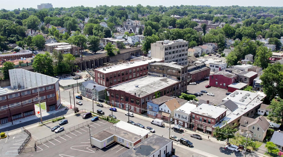 564 Forest St, Orange, NJ for sale - Aerial - Image 3 of 7