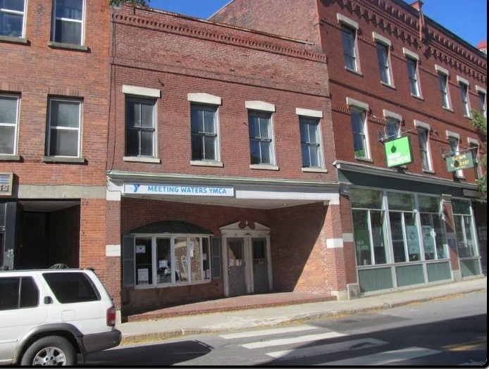 49 Square Dr, Bellows Falls, VT 05101