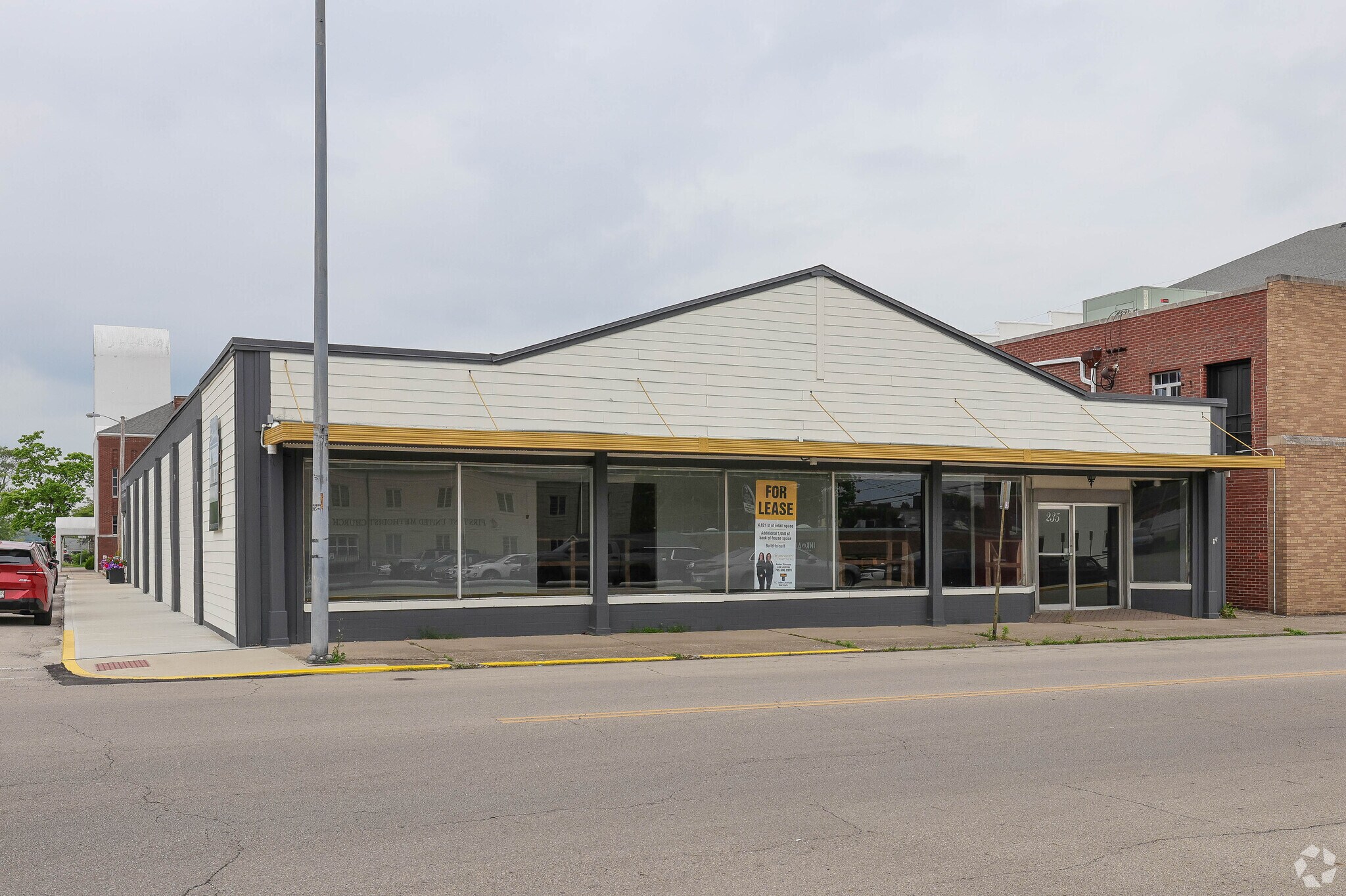235 S Main St, New Castle, IN for lease Primary Photo- Image 1 of 18