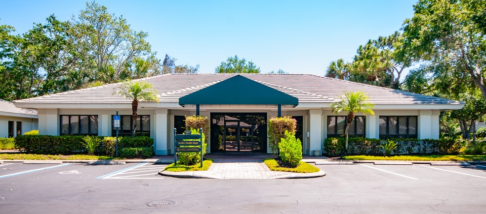 3511 Bonita Bay Blvd, Bonita Springs, FL for lease - Building Photo - Image 1 of 9