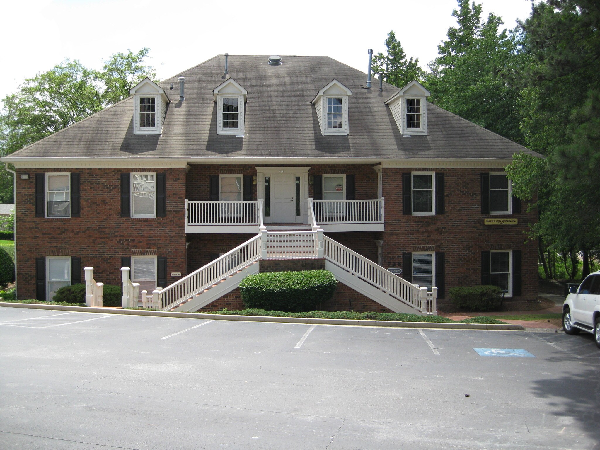 724734 Bridge Rd, Norcross, GA 30071