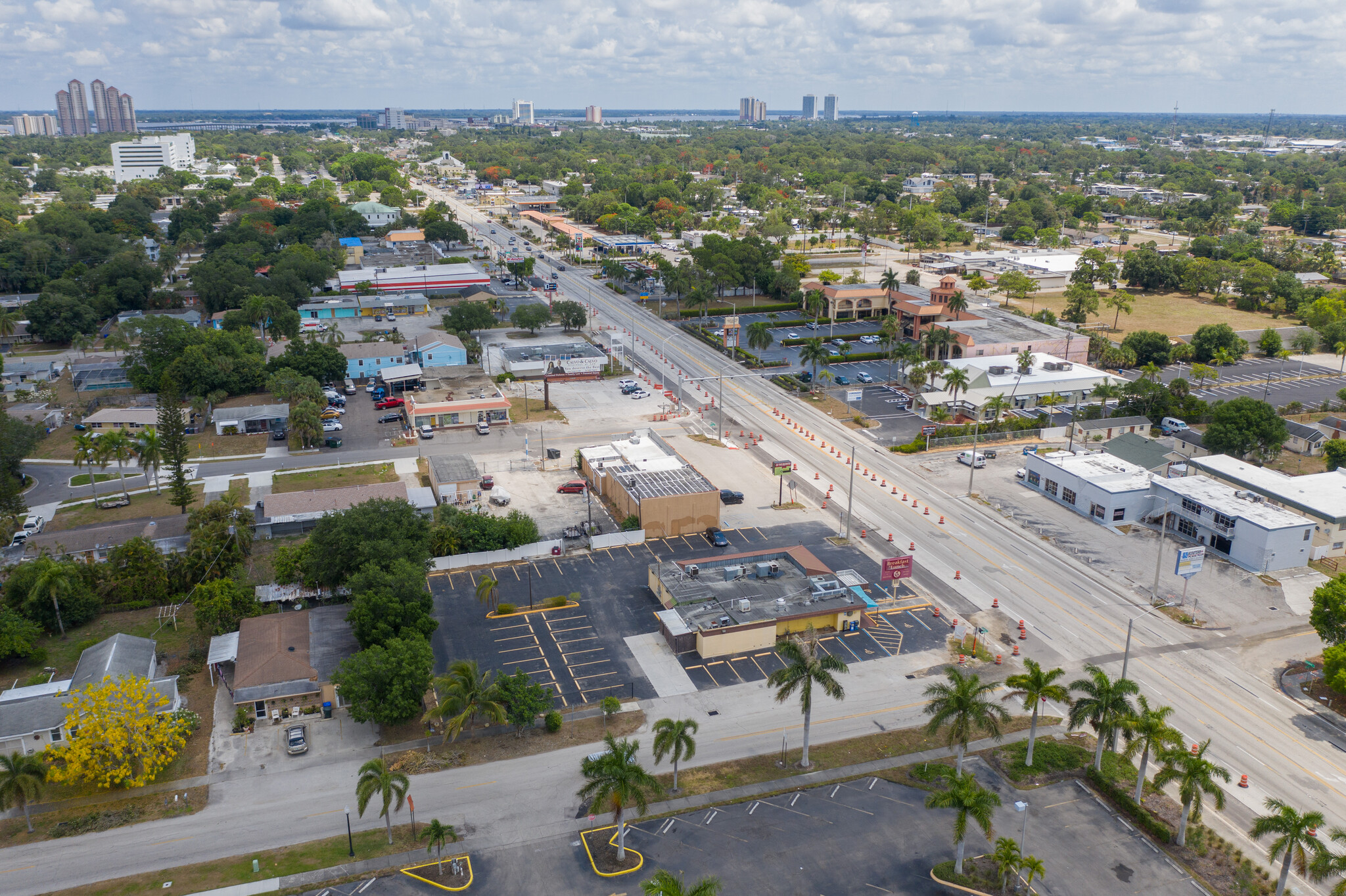 3086 Cleveland Ave, Fort Myers, FL 33901 - Retail for Sale | LoopNet.com