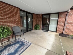 3042 Berkmar Dr, Charlottesville, VA for lease Building Photo- Image 2 of 5