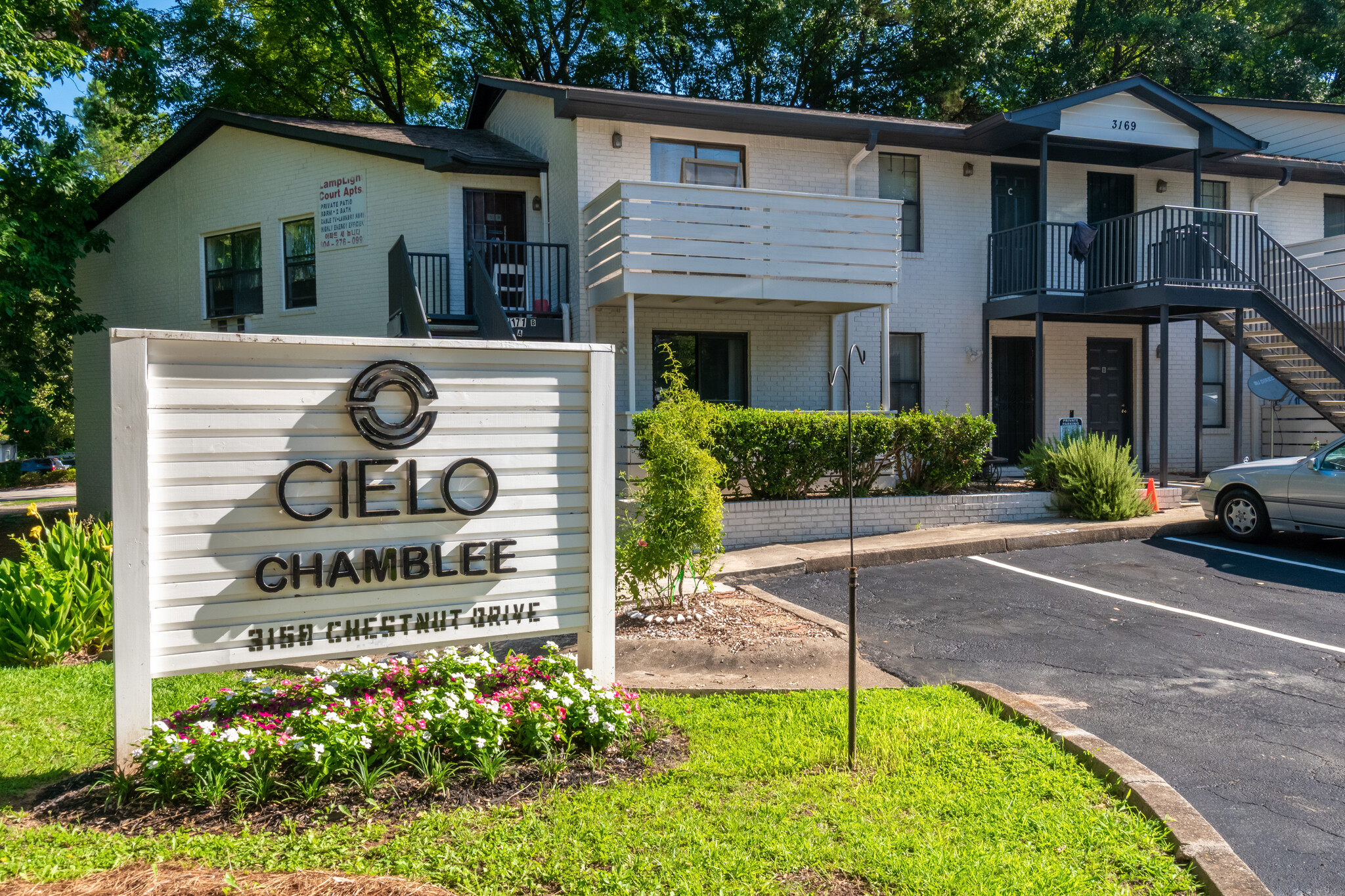 3145 Chestnut Dr, Atlanta, GA for sale Building Photo- Image 1 of 1