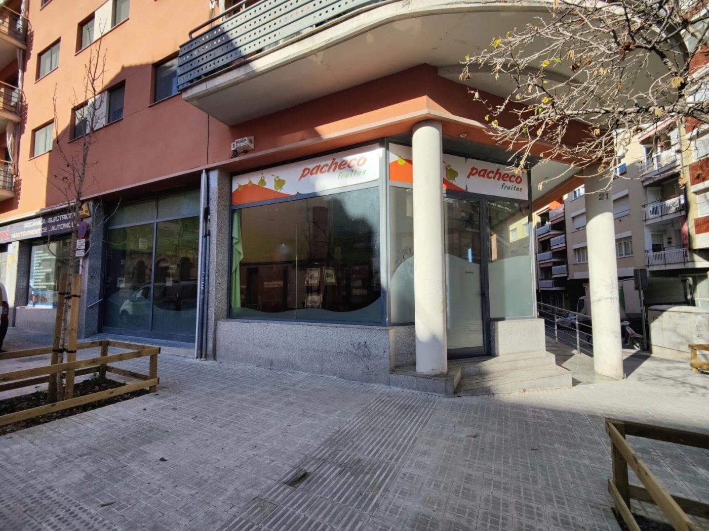 Office in Vilafranca Del Penedès, BAR for lease Building Photo- Image 1 of 21