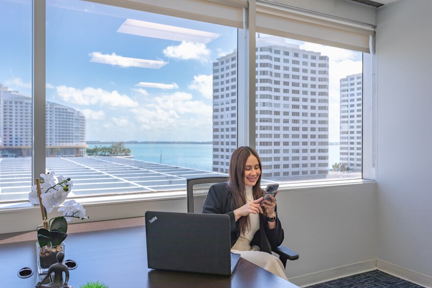 777 Brickell Ave, Miami, FL for lease - Interior Photo - Image 1 of 28