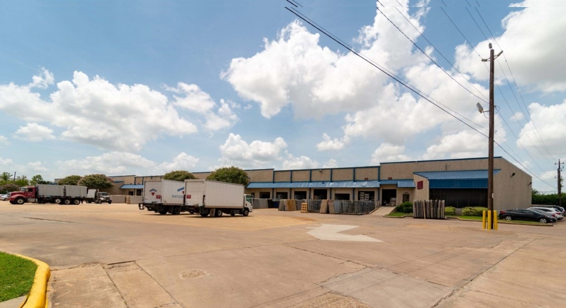 8700 Clay Rd, Houston, TX 77080 Clay Hempstead Business Park