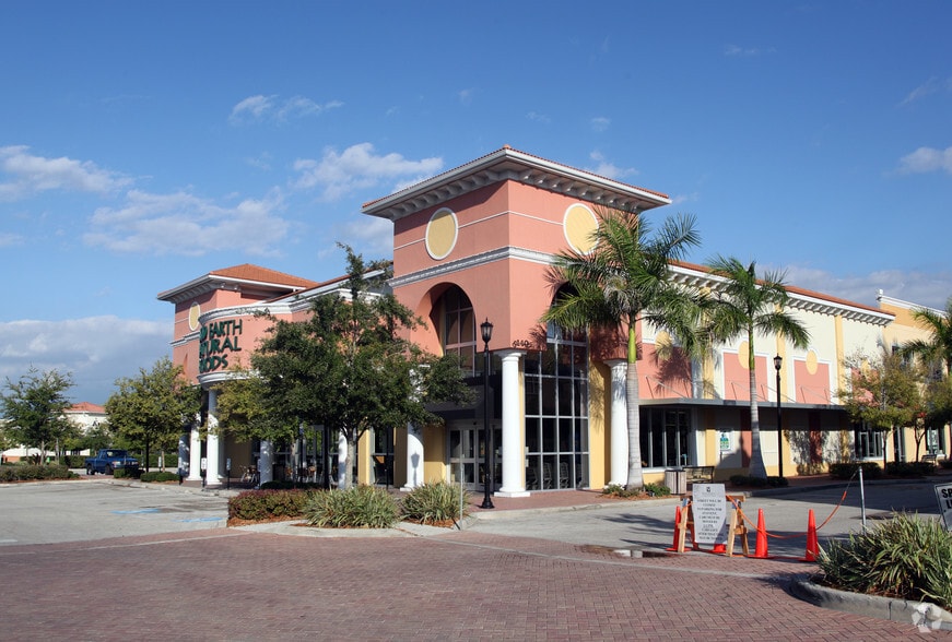 8110-8151 Lakewood Ranch Blvd, Lakewood Ranch, FL for lease - Building Photo - Image 3 of 18