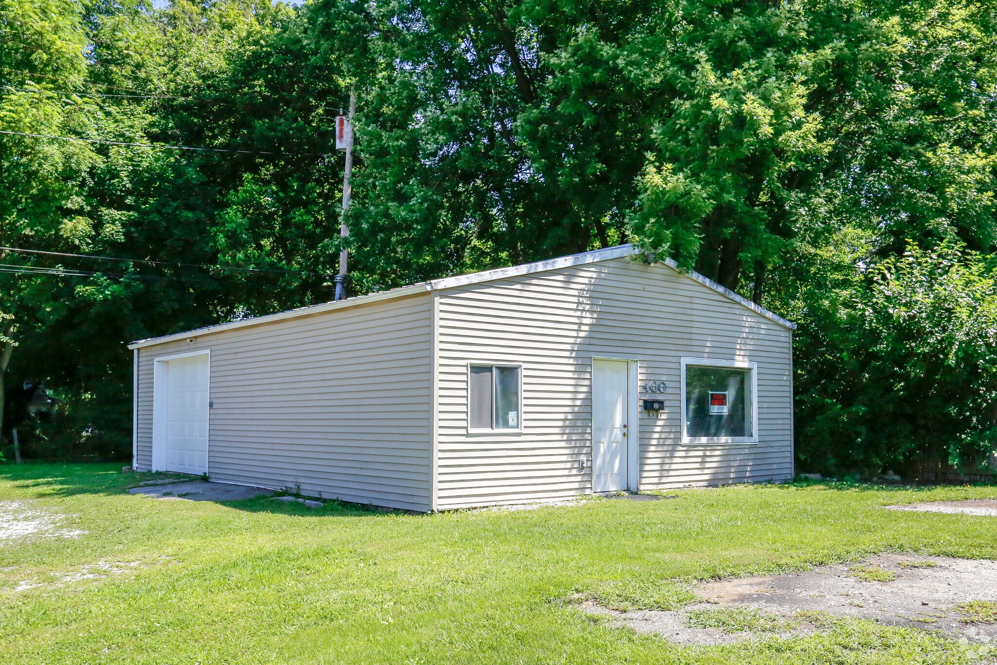 400 E Main St, Centerville, IN for sale Primary Photo- Image 1 of 1