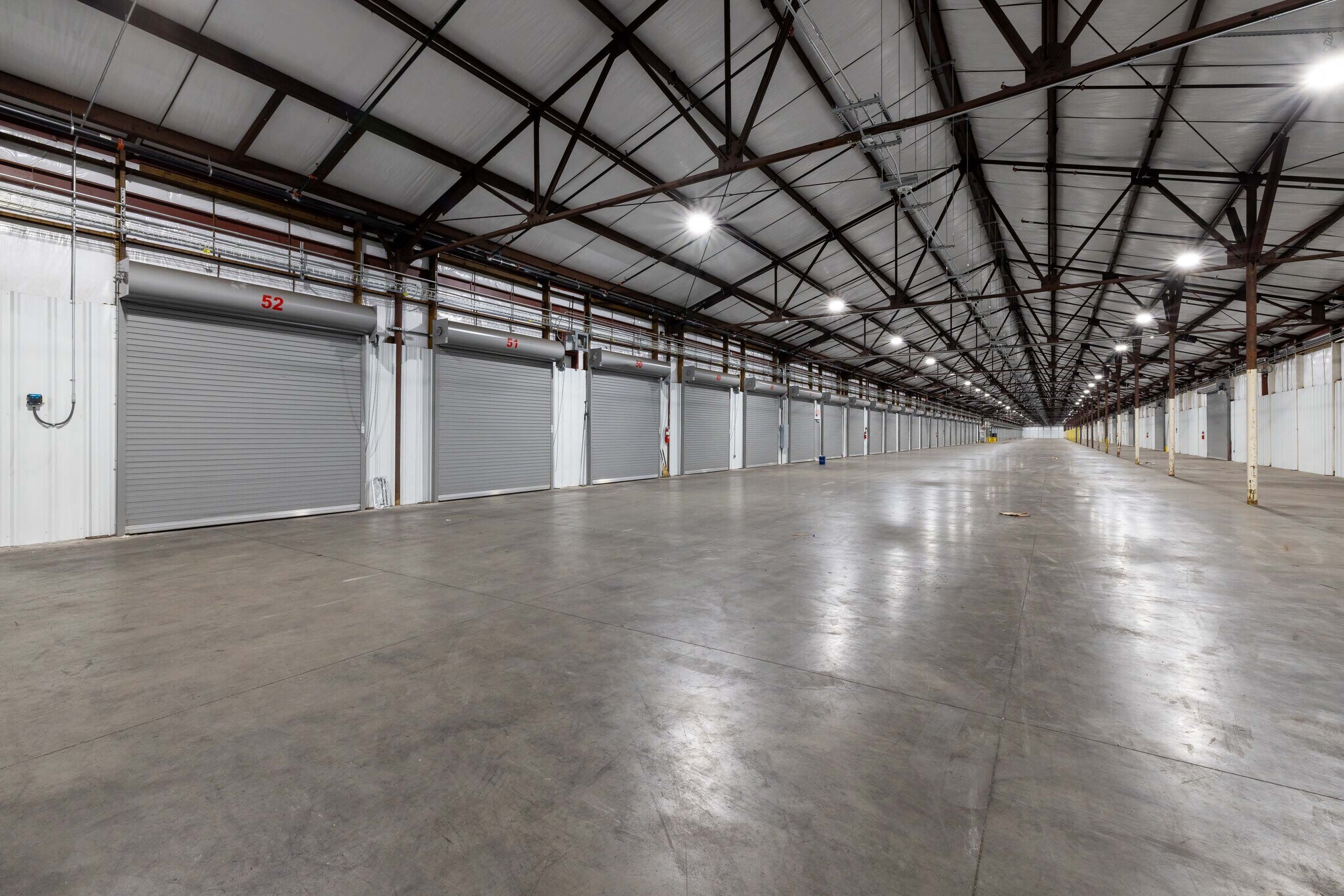 1100 Newark Tpke, Kearny, NJ for lease Interior Photo- Image 1 of 2