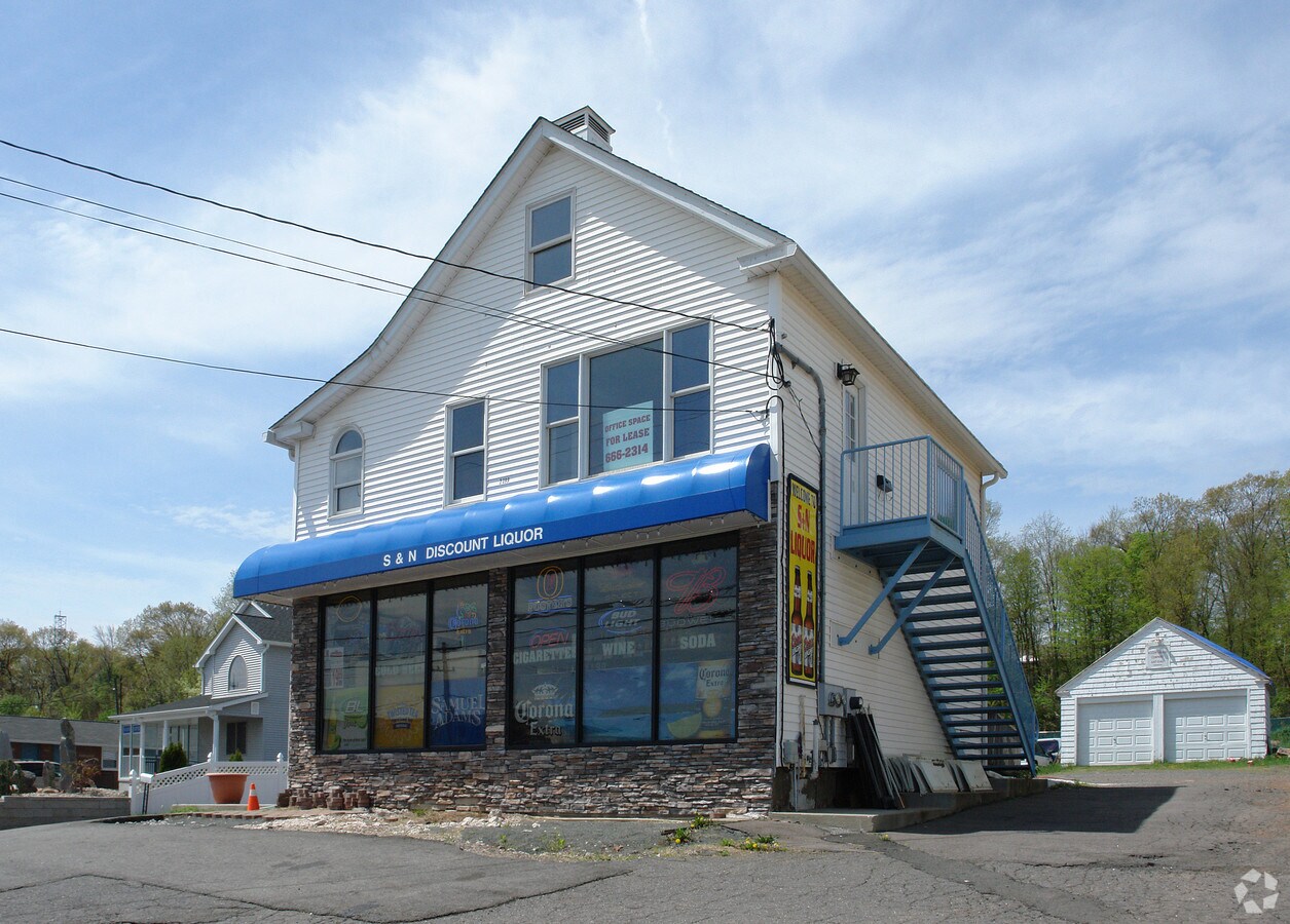 2199 Berlin Tpke, Newington, CT, 06111 Retail Space For Lease