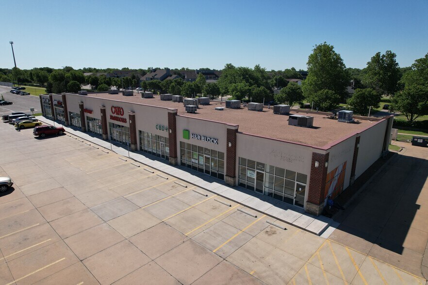 501 E Pawnee St, Wichita, KS 67211