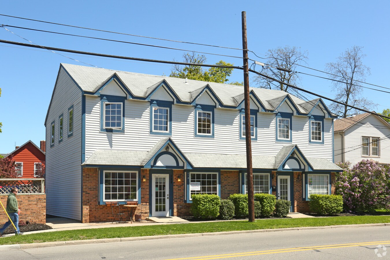 592598 N Mill St, Plymouth, MI 48170