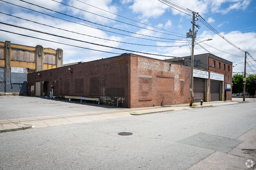 15-25 Bath St, Providence, RI for lease - Building Photo - Image 3 of 9