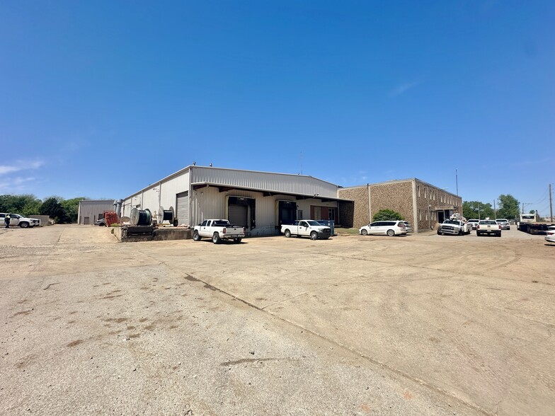 6200 N Harrison Ave, Shawnee, OK for lease - Building Photo - Image 1 of 9