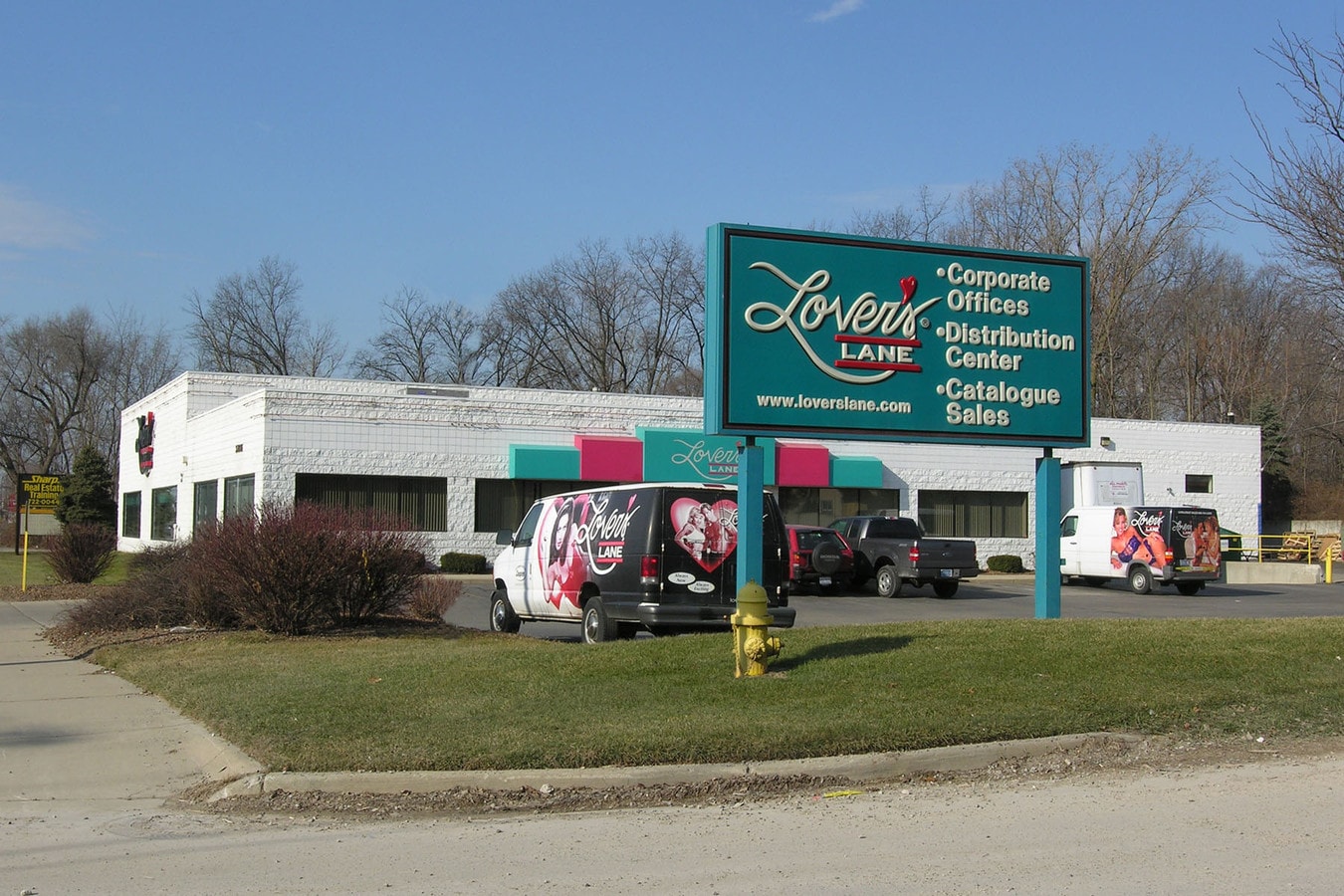 37816 Ford Rd, Westland, MI 48185