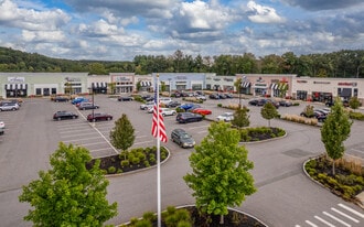 Northborough Crossing - Bar