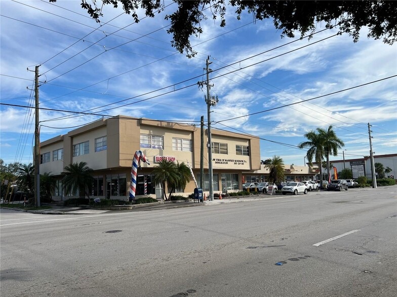 601 SW 57th Ave, Miami, FL for sale - Building Photo - Image 2 of 24
