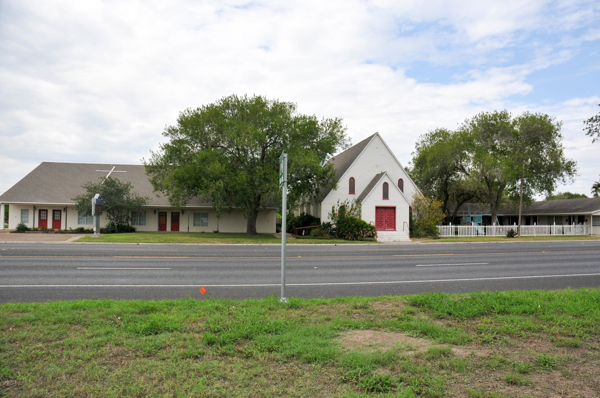 402 S Arroyo Blvd, Los Fresnos, TX for sale Primary Photo- Image 1 of 1