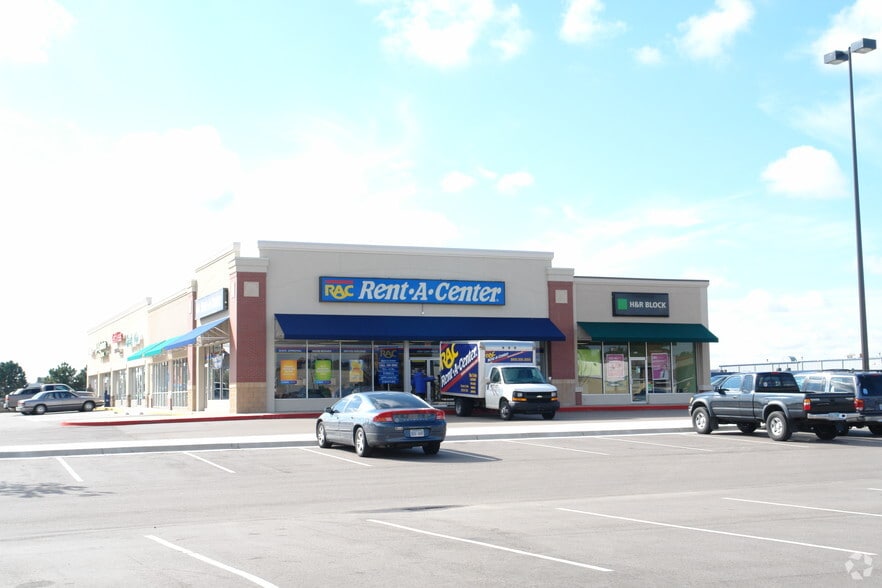 133 E 47th St S, Wichita, KS for lease - Building Photo - Image 2 of 12