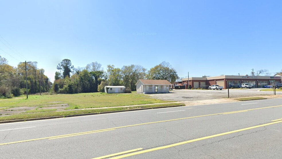213 Watson Blvd, Warner Robins, GA for sale - Primary Photo - Image 1 of 1