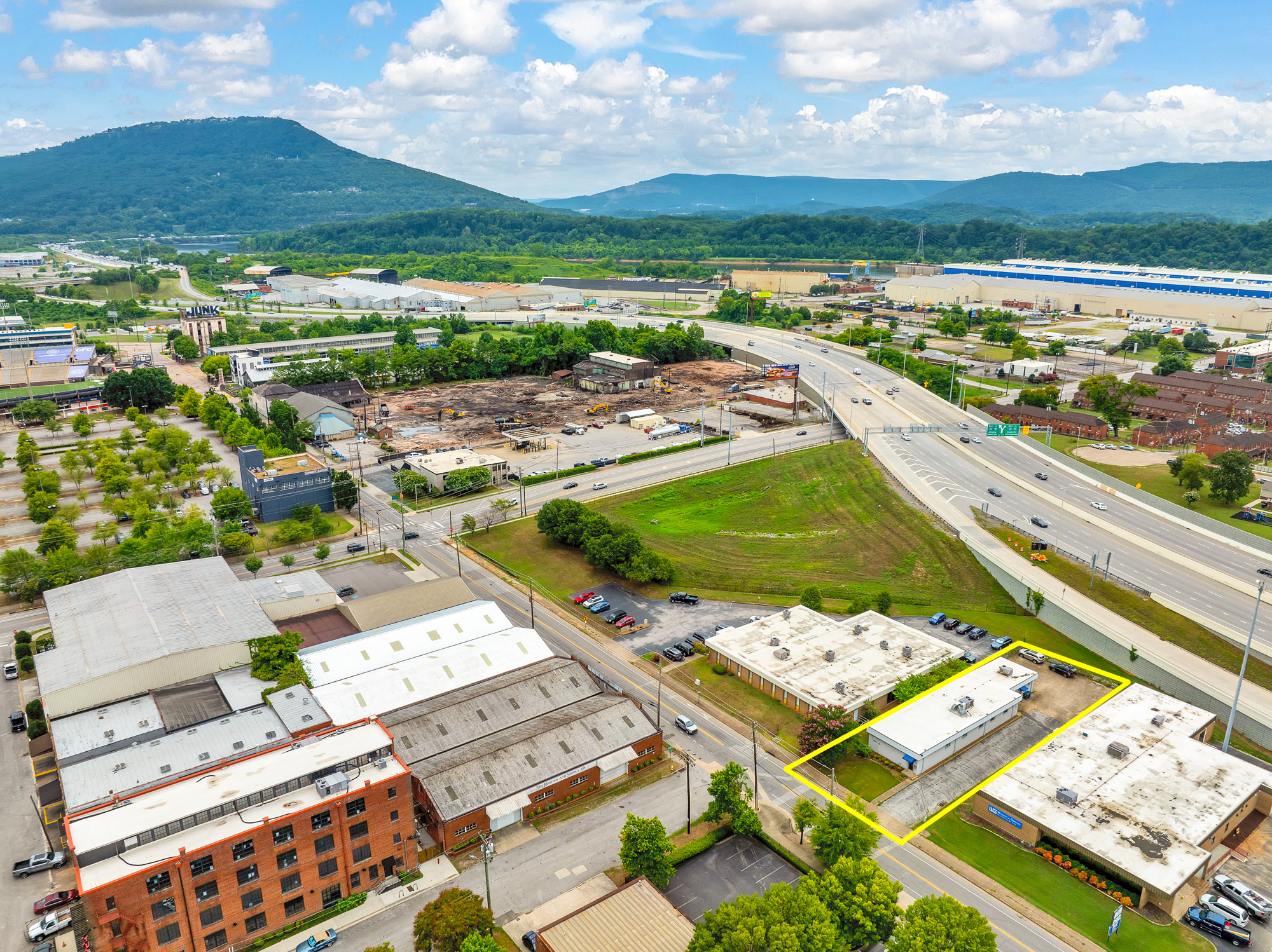 1307 Carter St, Chattanooga, TN for lease Building Photo- Image 1 of 18