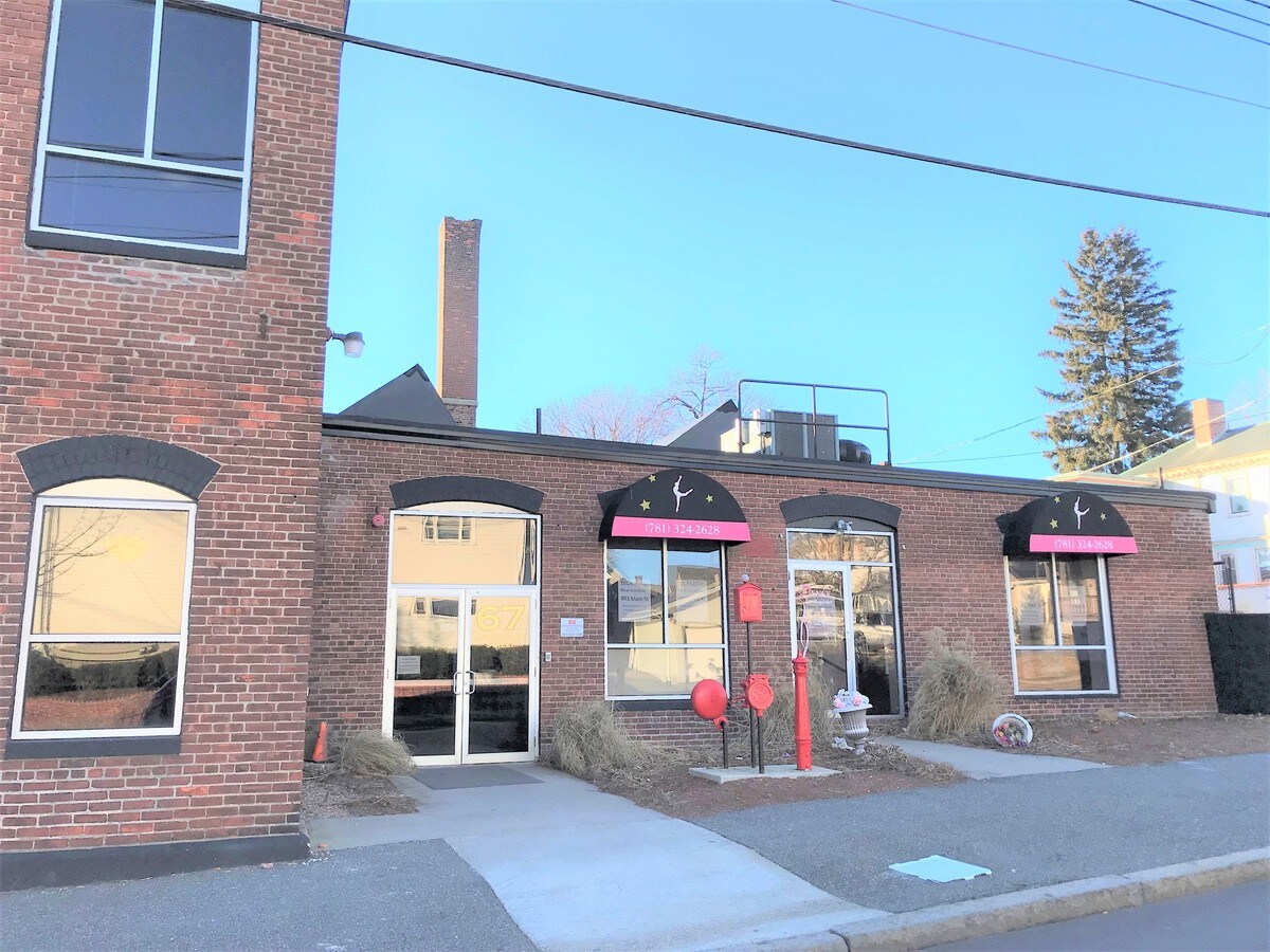 67 Maplewood St, Malden, MA 02148 | LoopNet.com