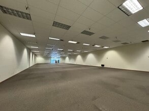 2600 N Columbia Center Blvd, Richland, WA for lease Interior Photo- Image 2 of 4
