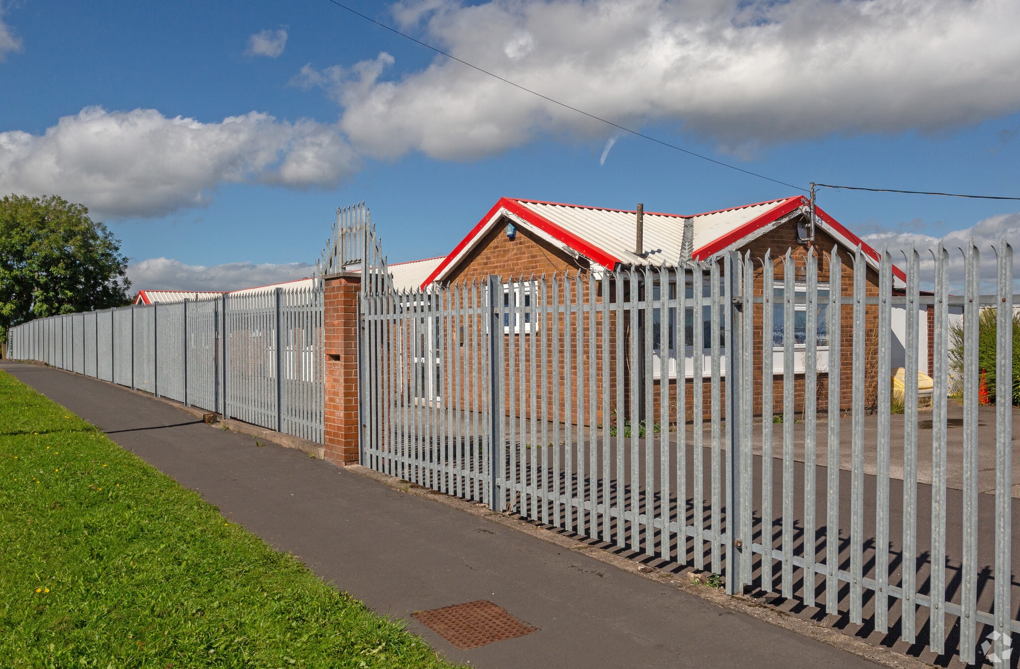 Maltravers Rd, Sheffield for sale Primary Photo- Image 1 of 1