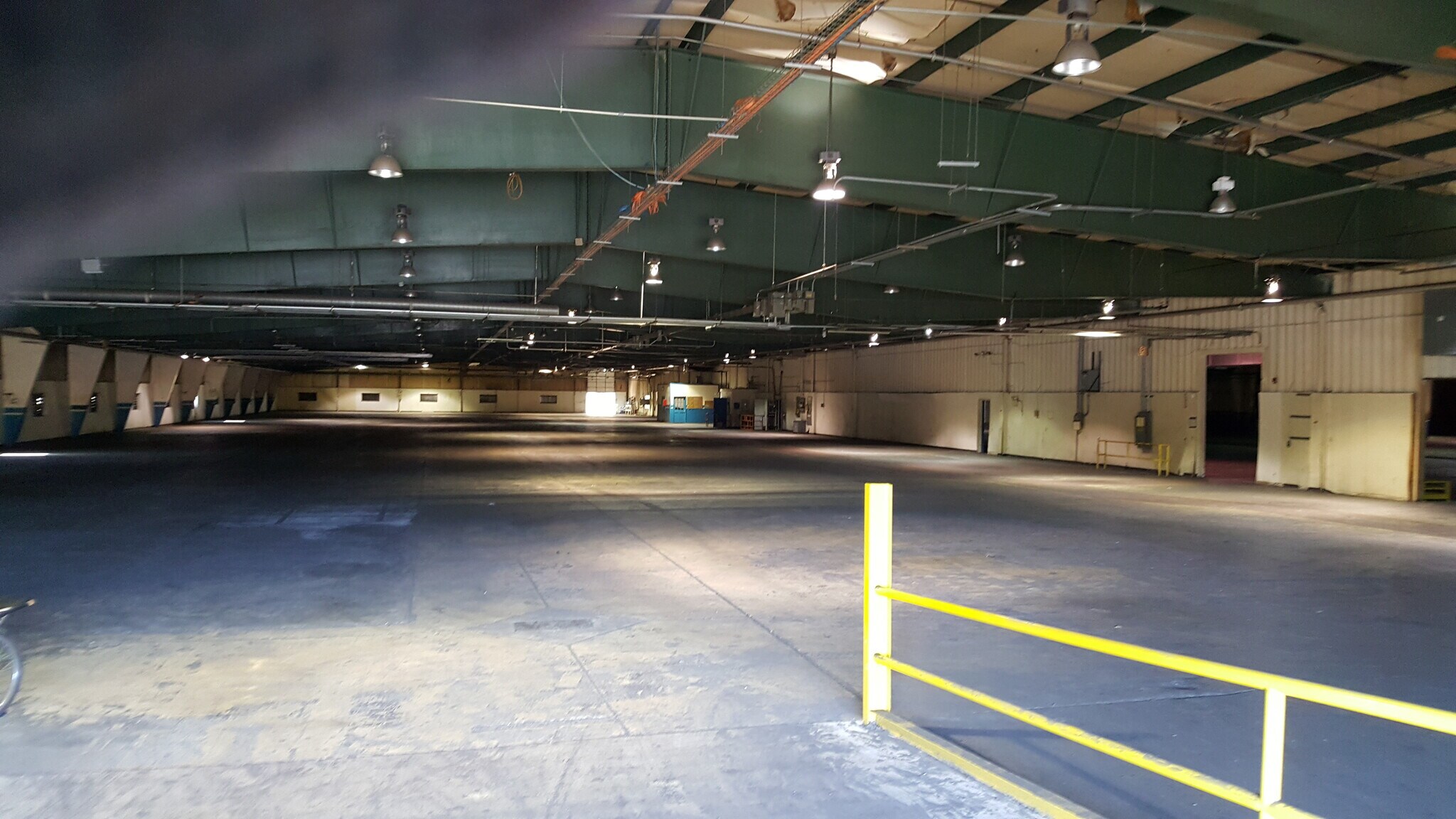 600 S Parker St, Elm City, NC for sale Interior Photo- Image 1 of 8