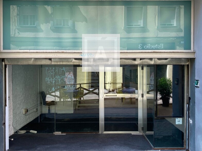 Office/Retail in Madrid, Madrid for lease - Interior Photo - Image 1 of 25