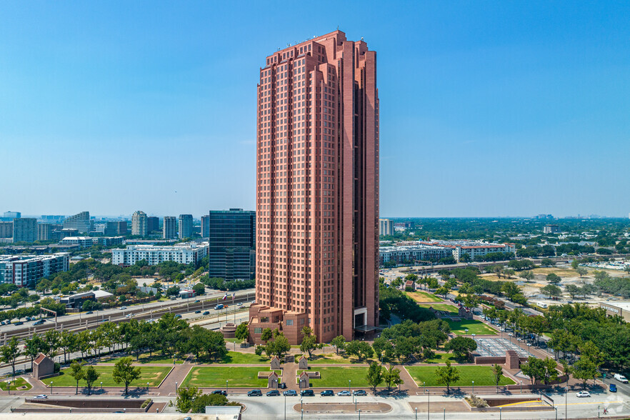 2711 N Haskell Ave, Dallas, TX for lease - Aerial - Image 2 of 24