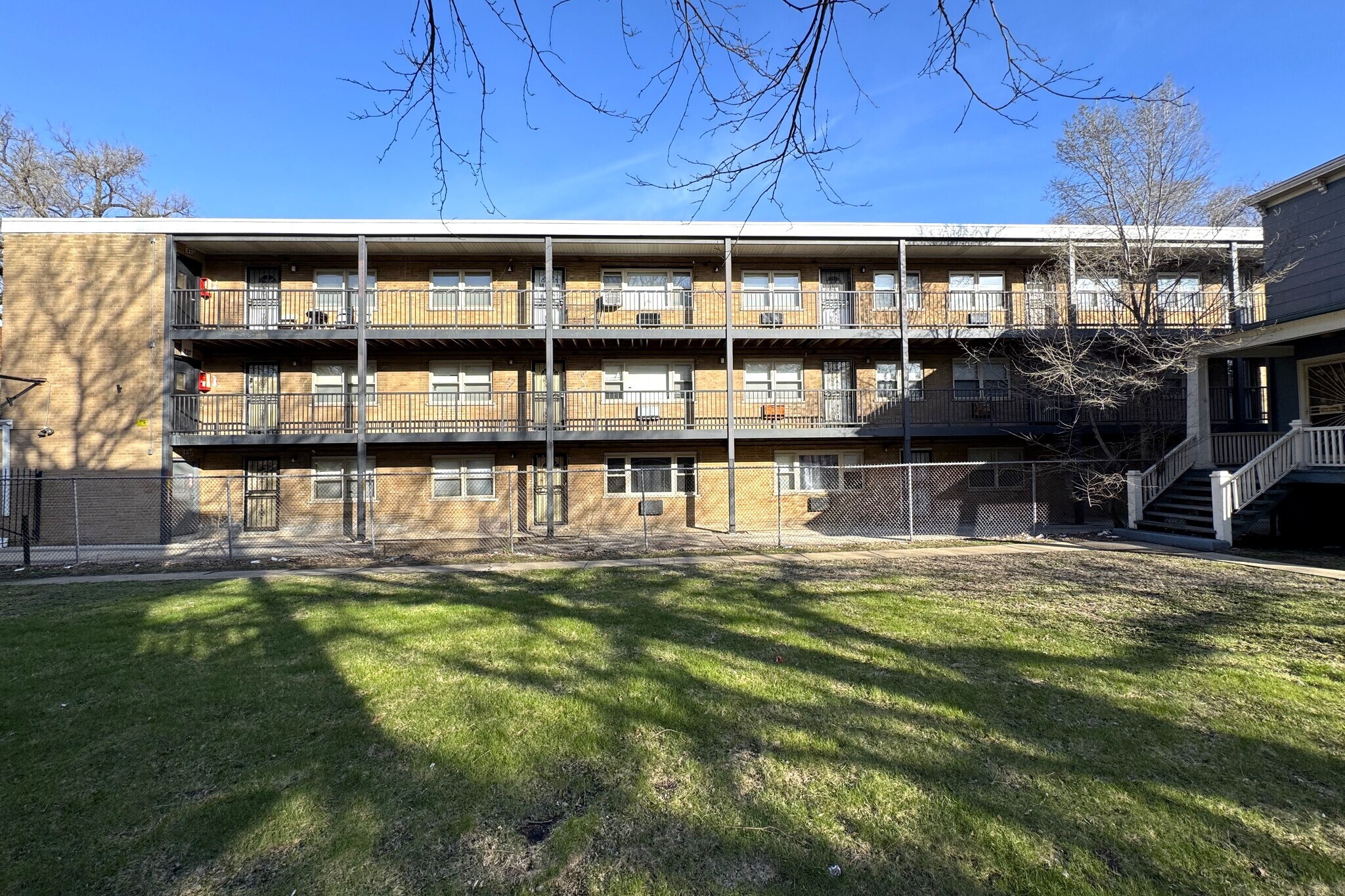 7635 S Coles Ave, Chicago, IL for sale Building Photo- Image 1 of 1