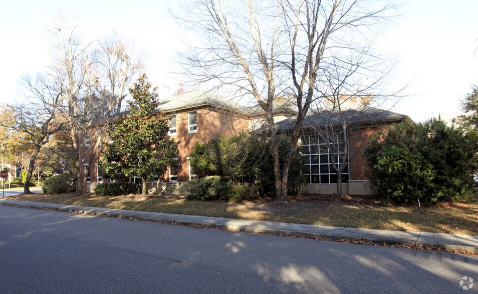 1004 Anna Knapp Blvd, Mount Pleasant, SC for lease - Building Photo - Image 2 of 13