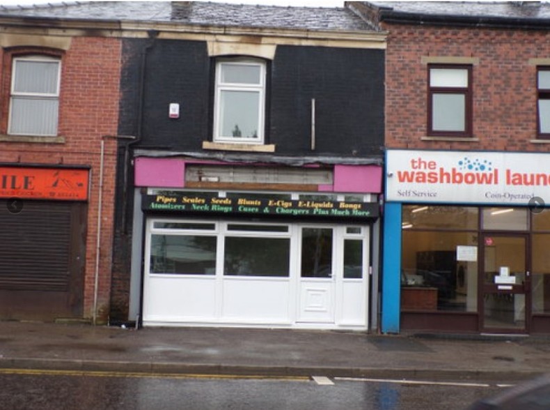 81 Bank Top, Blackburn for sale - Primary Photo - Image 1 of 1