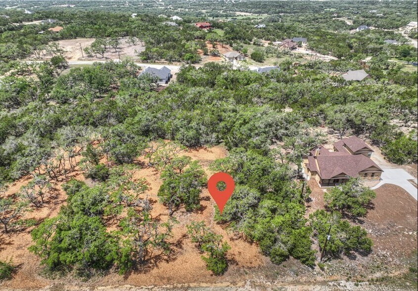 1154-1158 Madrone Rd, Fischer, TX for sale - Building Photo - Image 1 of 5