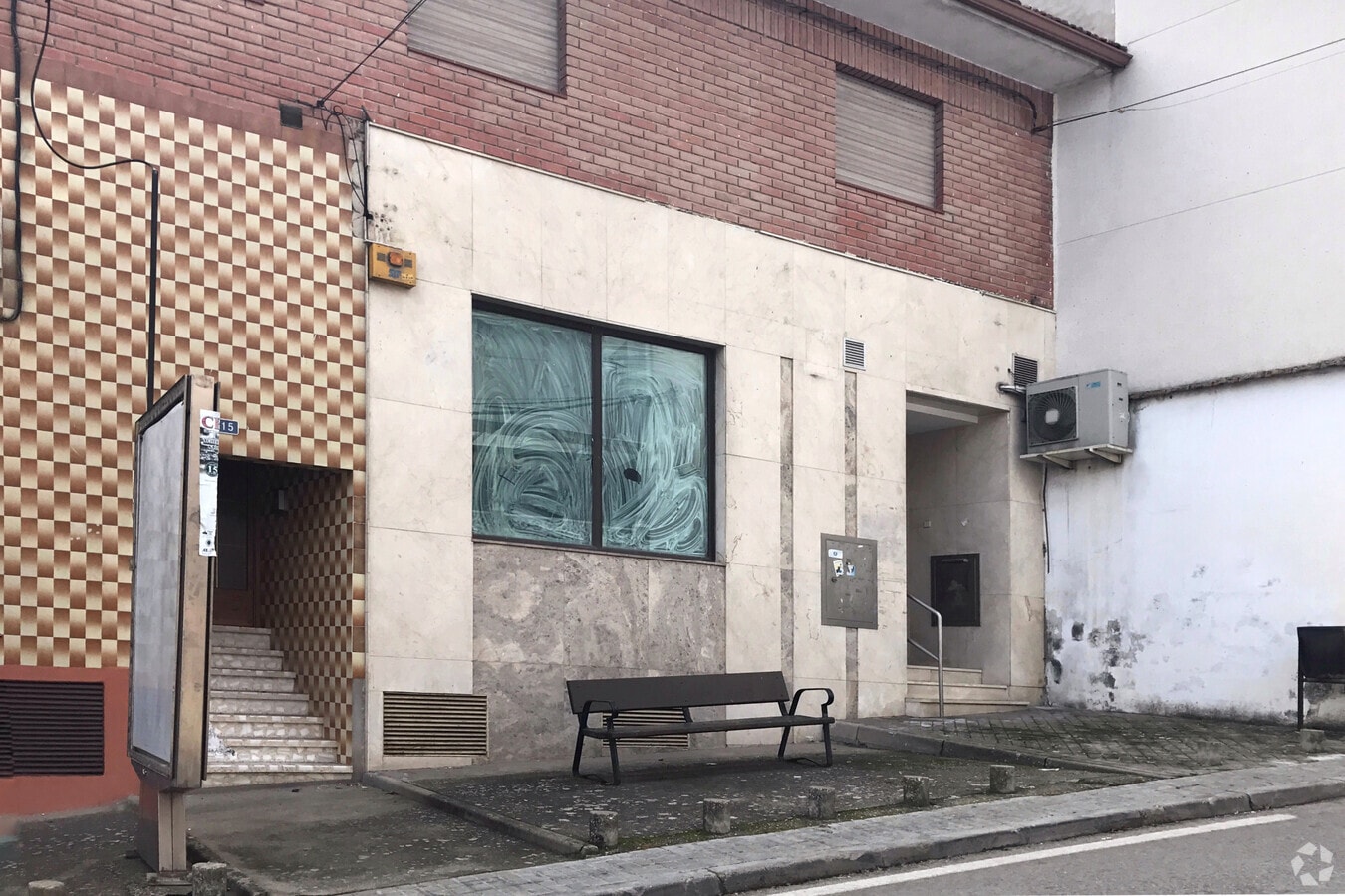 Avenida del Generalísimo, 15, Valdelaguna, MAD 28391 - Unit Puerta 02, Esc. 1 -  - Interior Photo - Image 1 of 7